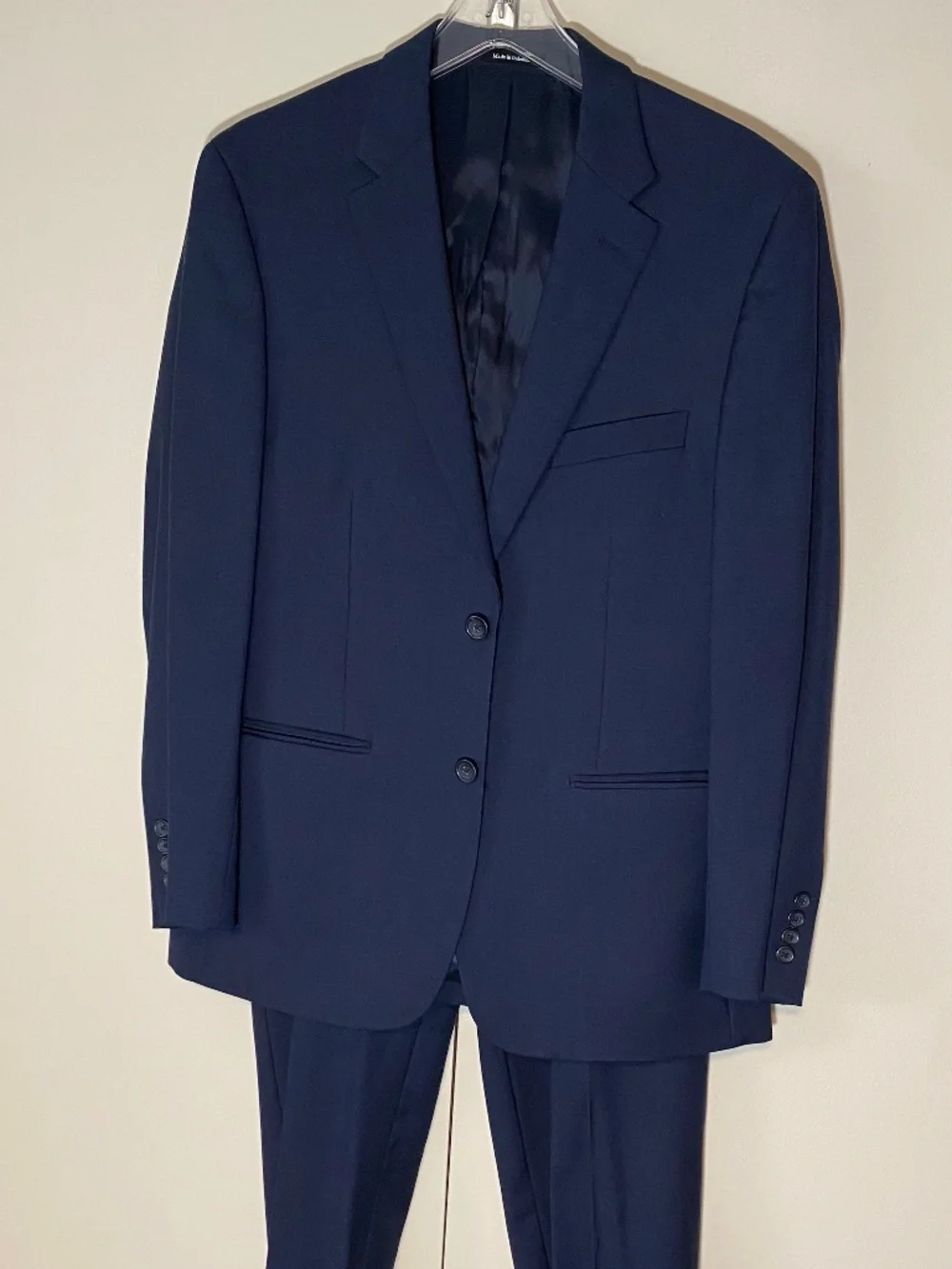 Men’s Navy Classic 2‑Piece Suit (40R, 34x30)